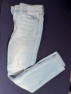 Woman’s Super Skinny Jeans 8